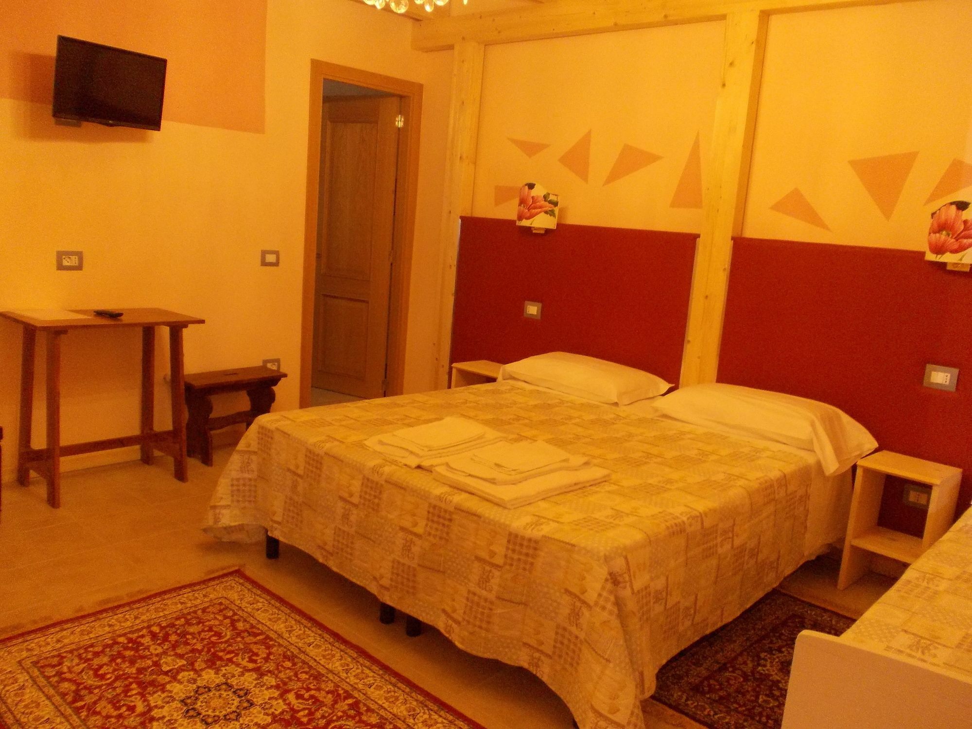 Romagnoli 36 Hotel เวโรนา ภายนอก รูปภาพ