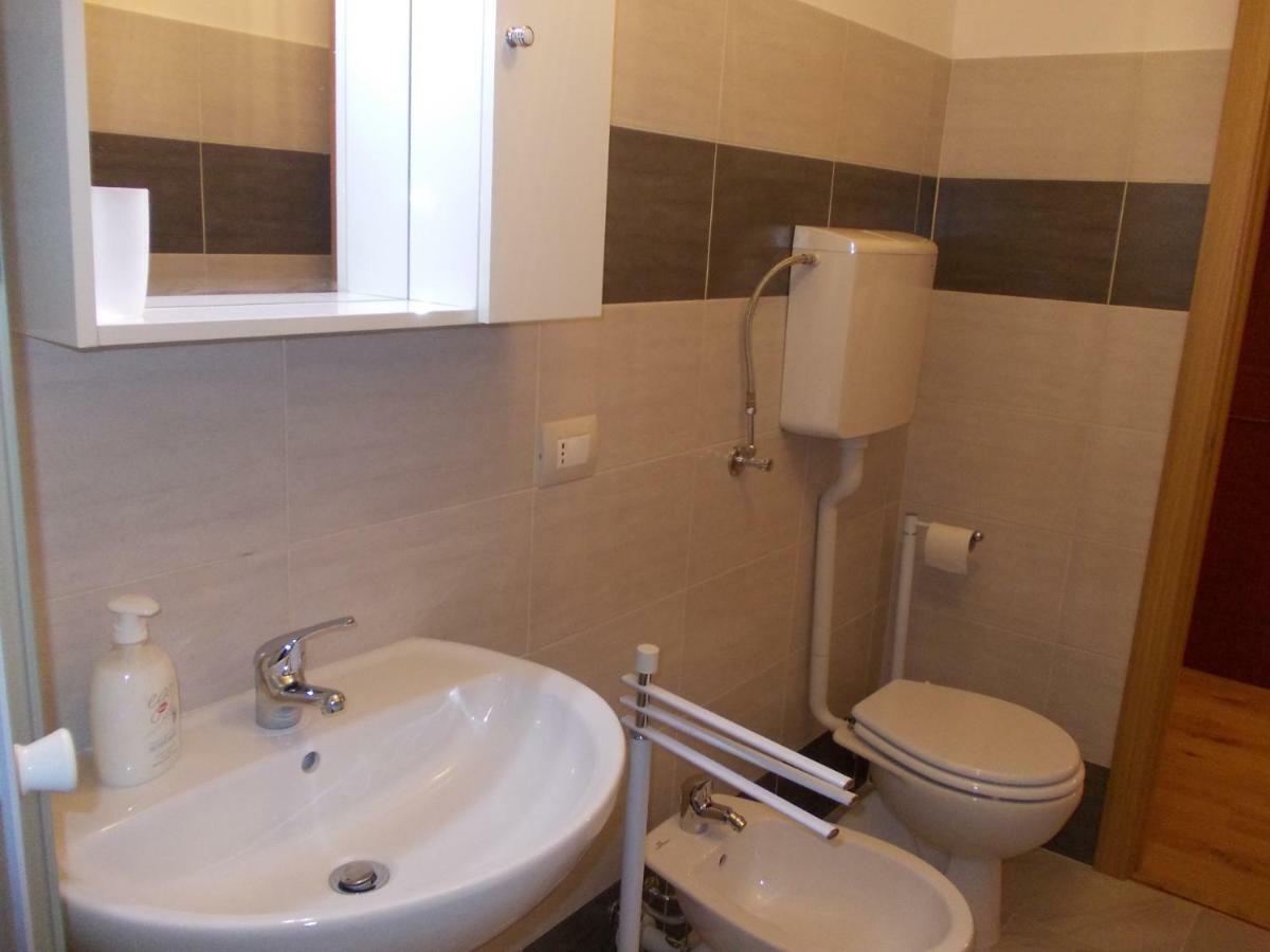 Romagnoli 36 Hotel เวโรนา ภายนอก รูปภาพ